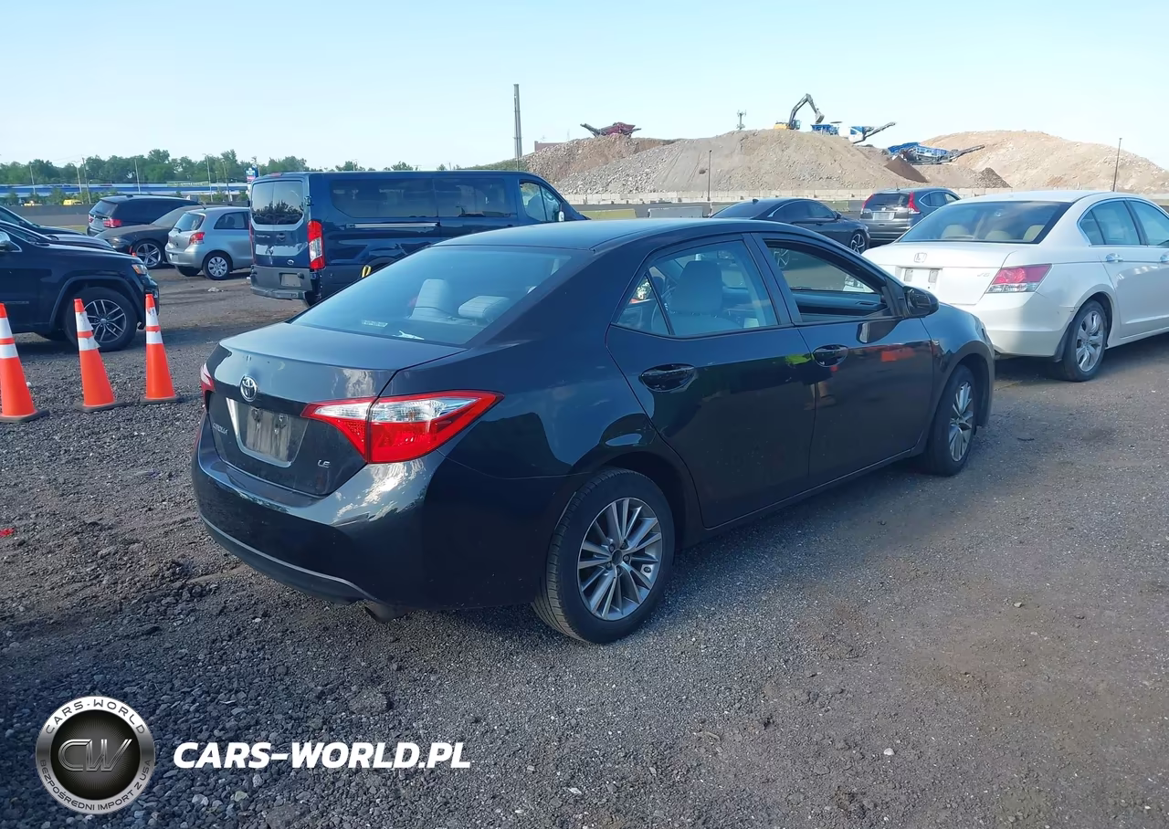 2014 Toyota Corolla Le Plus VIN:2T1BURHE8EC040230 - 4
