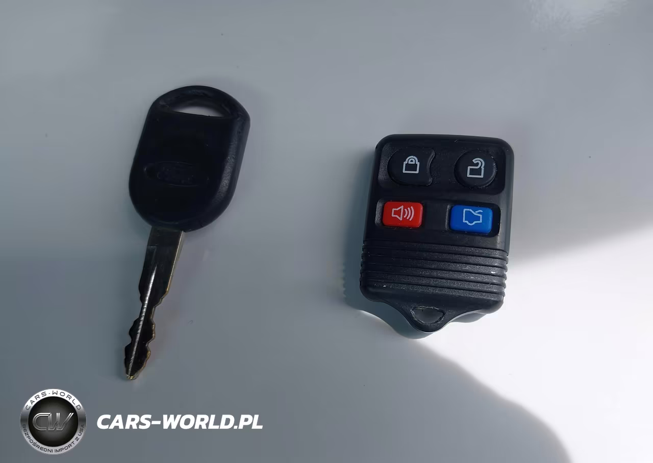 2010 Ford Focus Se VIN:1FAHP3FN7AW254019 - 11
