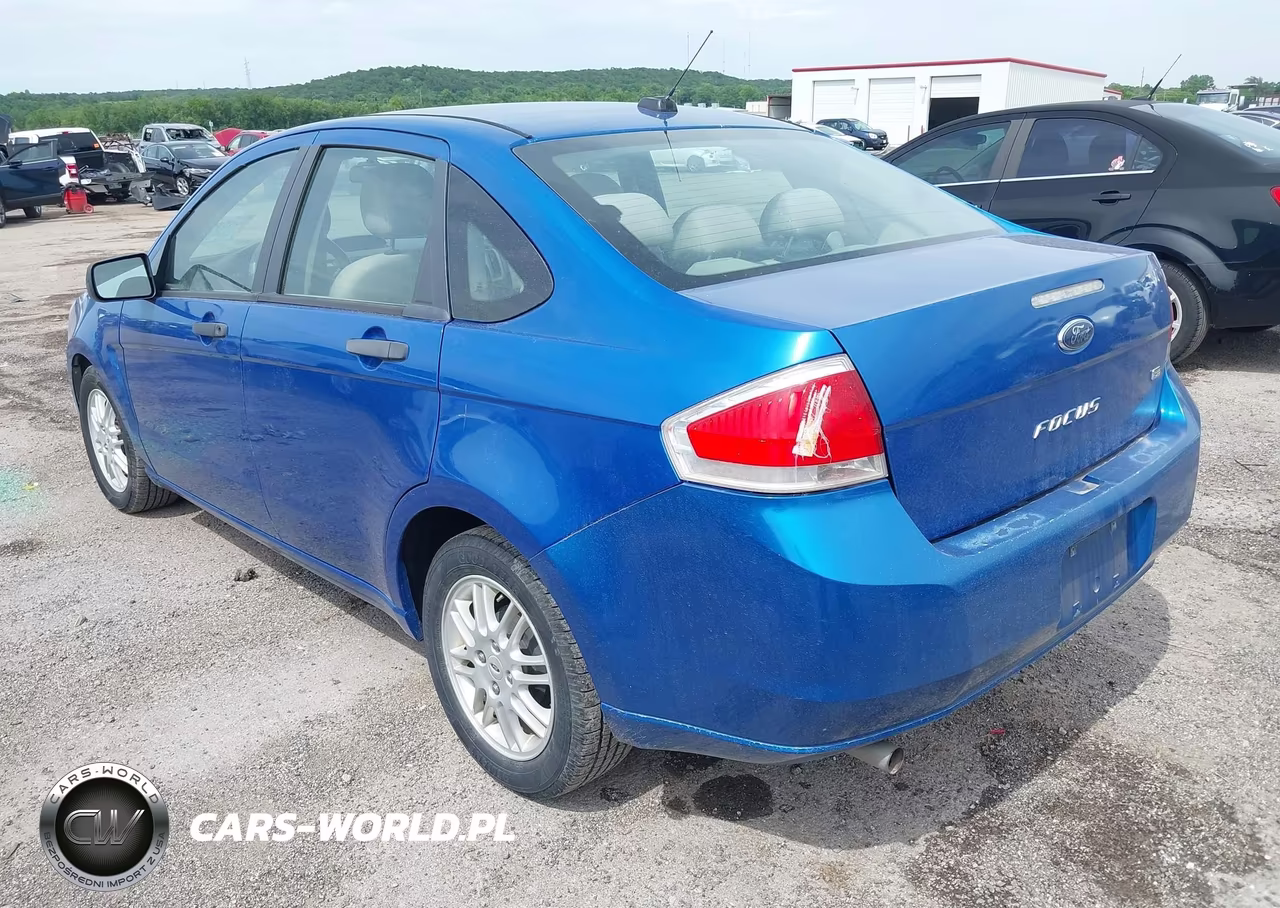 2010 Ford Focus Se VIN:1FAHP3FN7AW254019 - 3