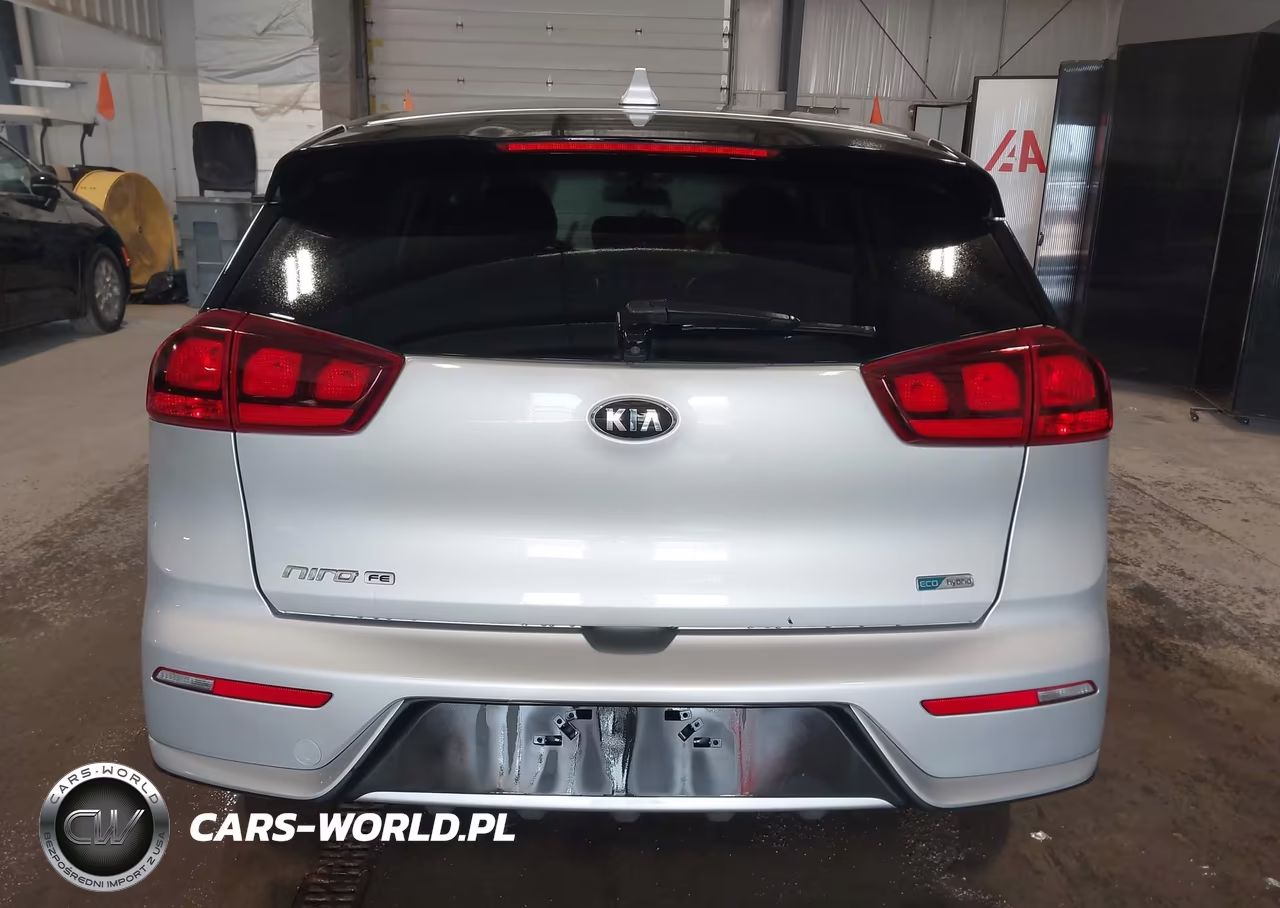 2019 Kia Niro Fe VIN:KNDCB3LC4K5218964 - 17
