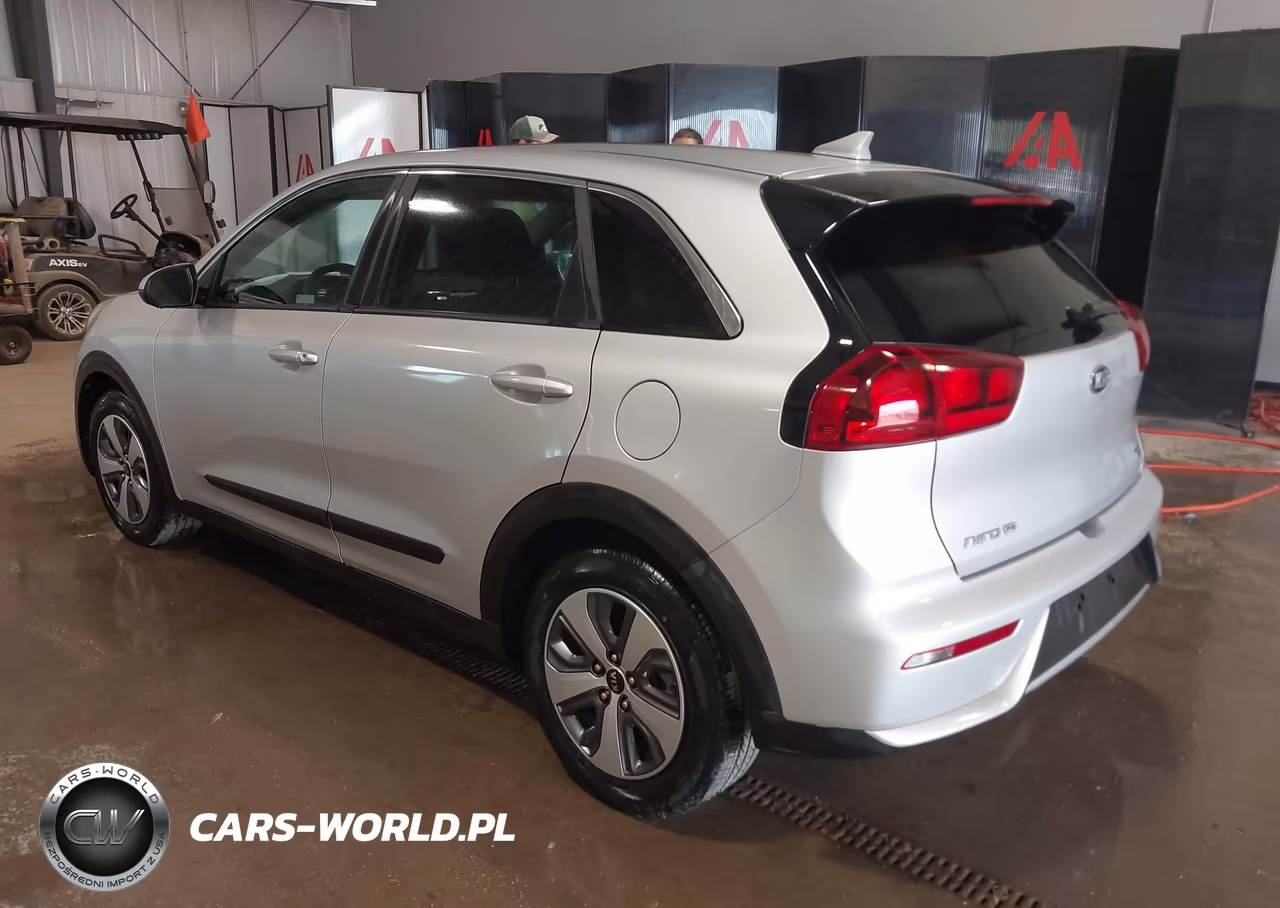 2019 Kia Niro Fe VIN:KNDCB3LC4K5218964 - 3