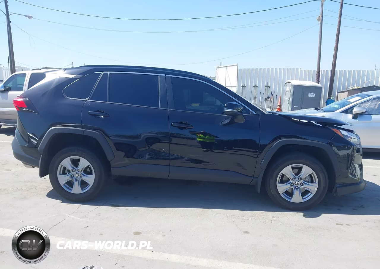 2024 Toyota Rav4 Xle VIN:2T3W1RFV5RW341658 - 13