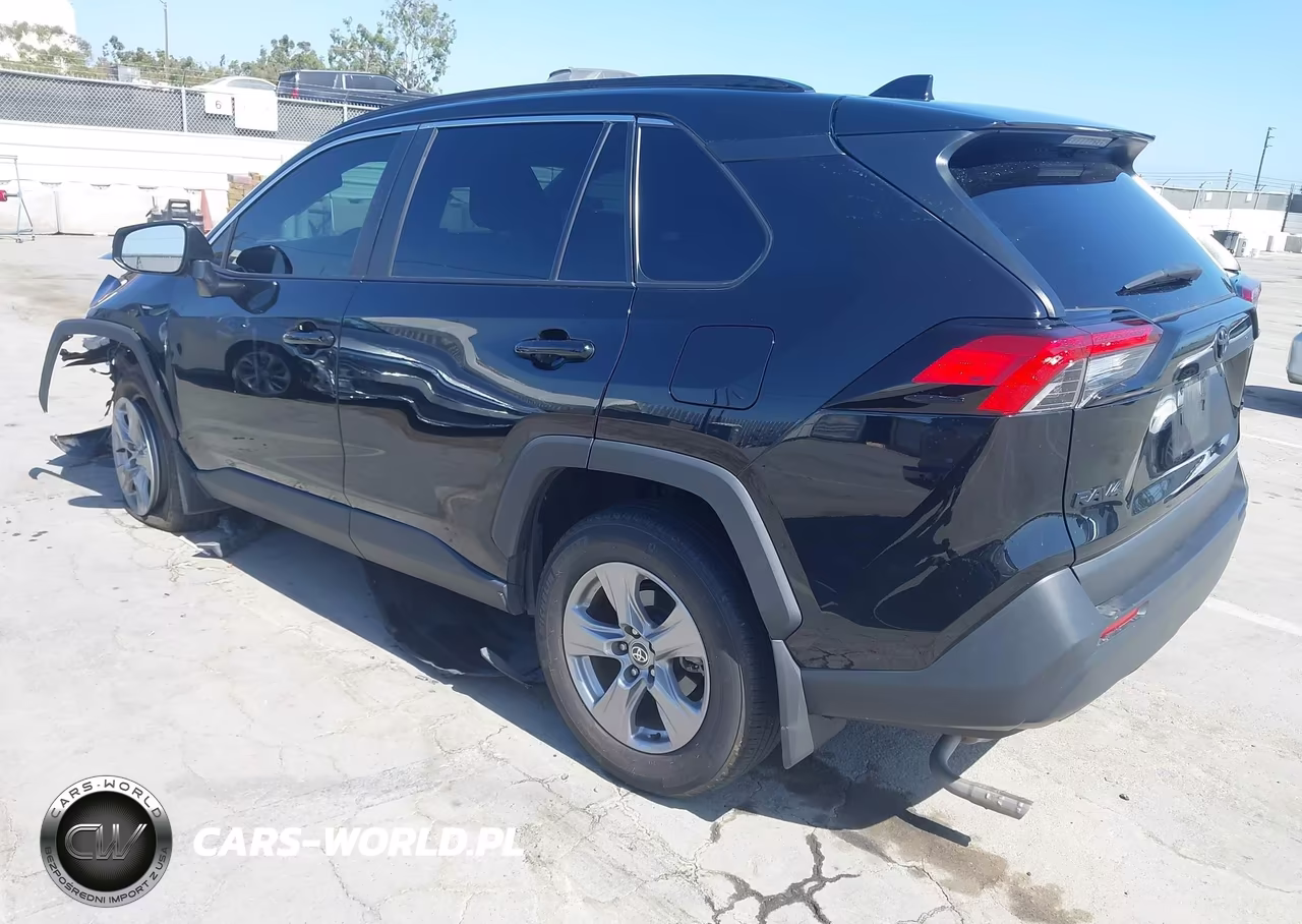 2024 Toyota Rav4 Xle VIN:2T3W1RFV5RW341658 - 3