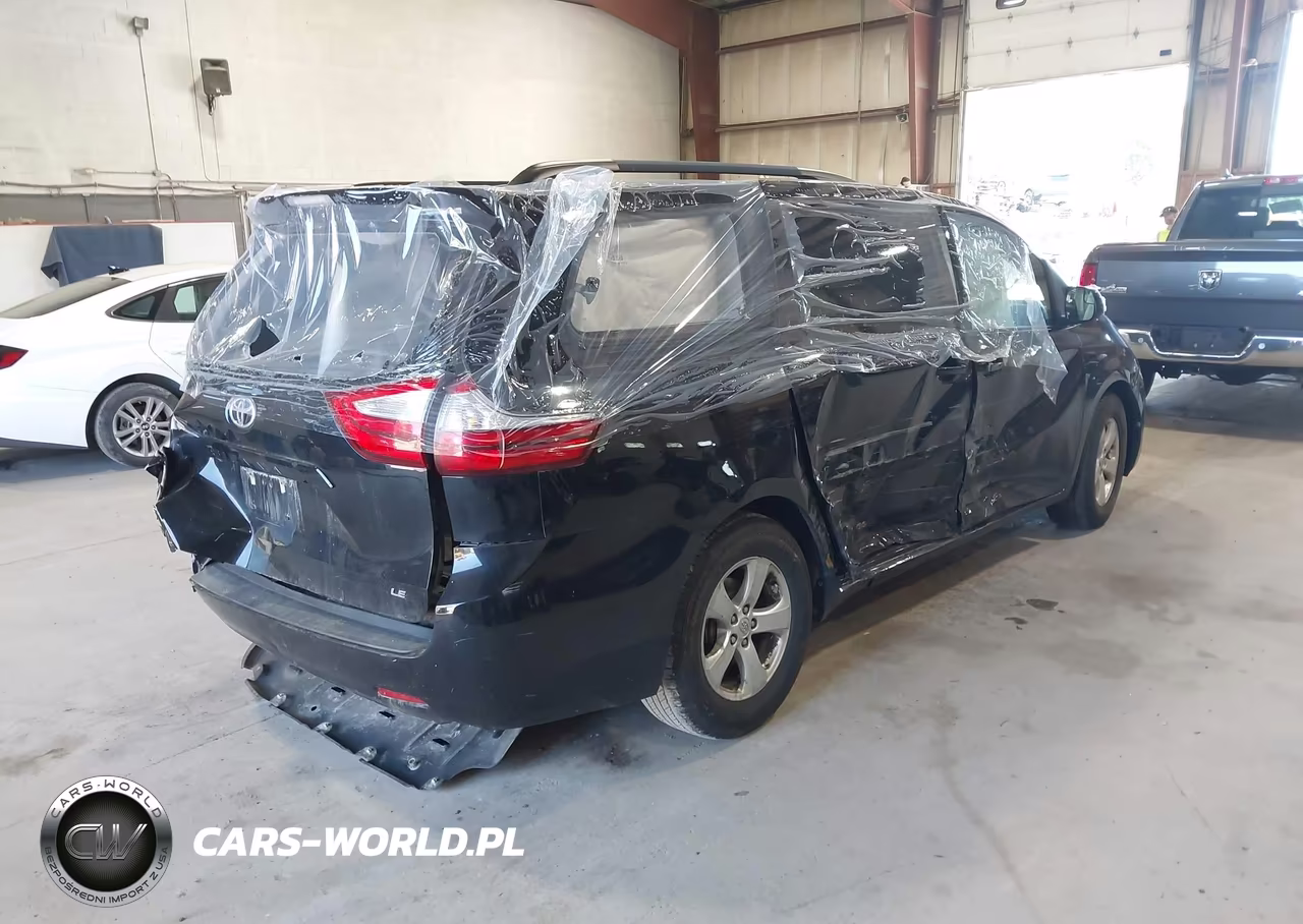 2015 Toyota Sienna Le 8 Passenger VIN:5TDKK3DC4FS640209 - 4