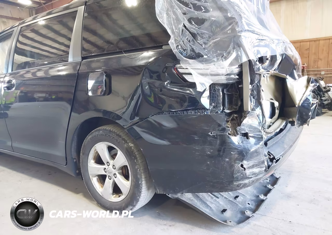 2015 Toyota Sienna Le 8 Passenger VIN:5TDKK3DC4FS640209 - 6