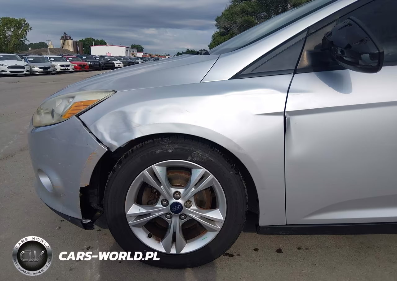 2014 Ford Focus Se VIN:1FADP3K21EL197091 - 6
