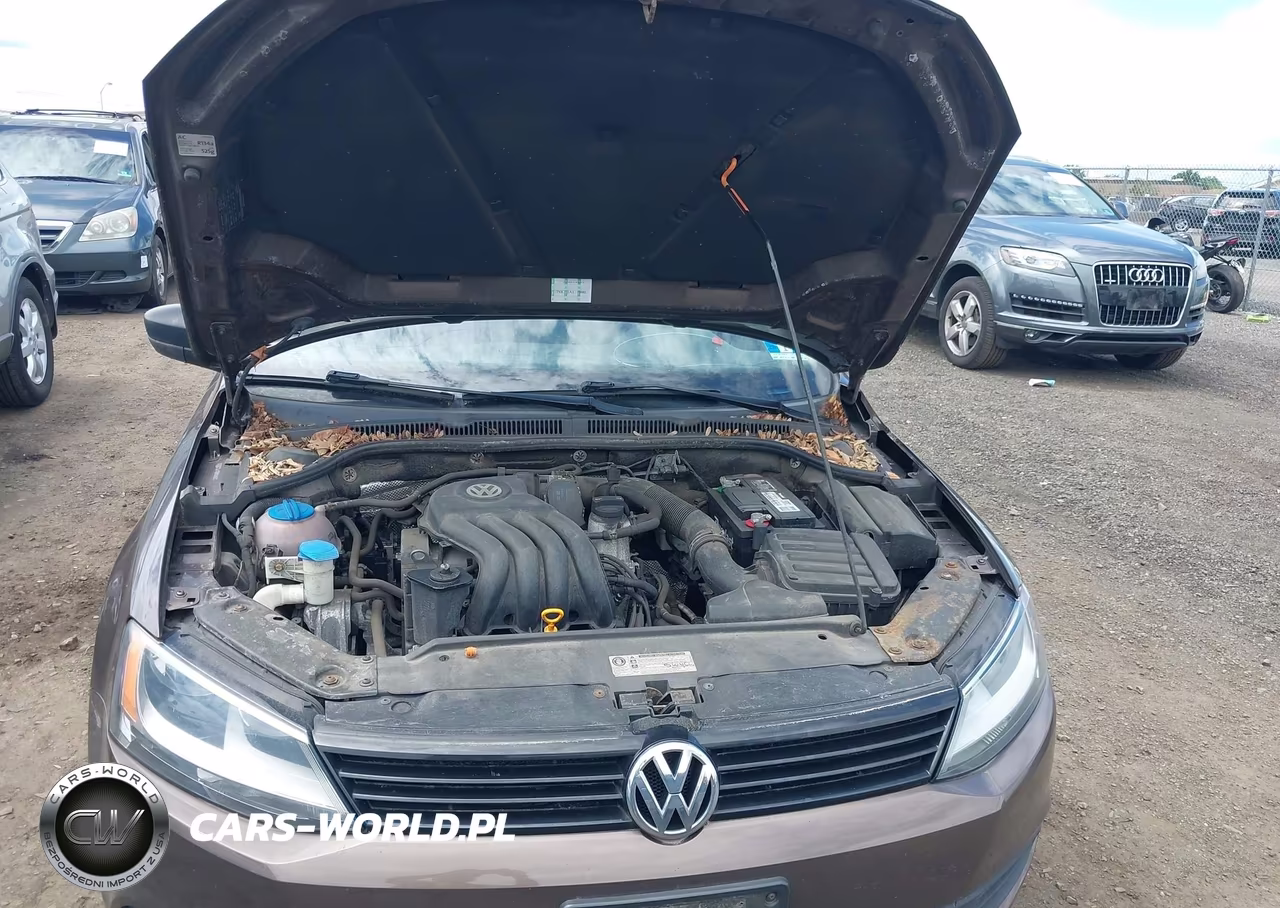 2011 Volkswagen Jetta 2.0L S VIN:3VW2K7AJ1BM393667 - 10