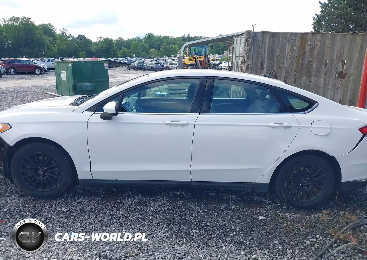 2013 Ford Fusion S VIN:3FA6P0G78DR236531 - 14