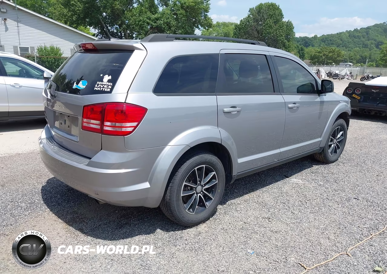 2017 Dodge Journey Se VIN:3C4PDCAB3HT695612 - 4