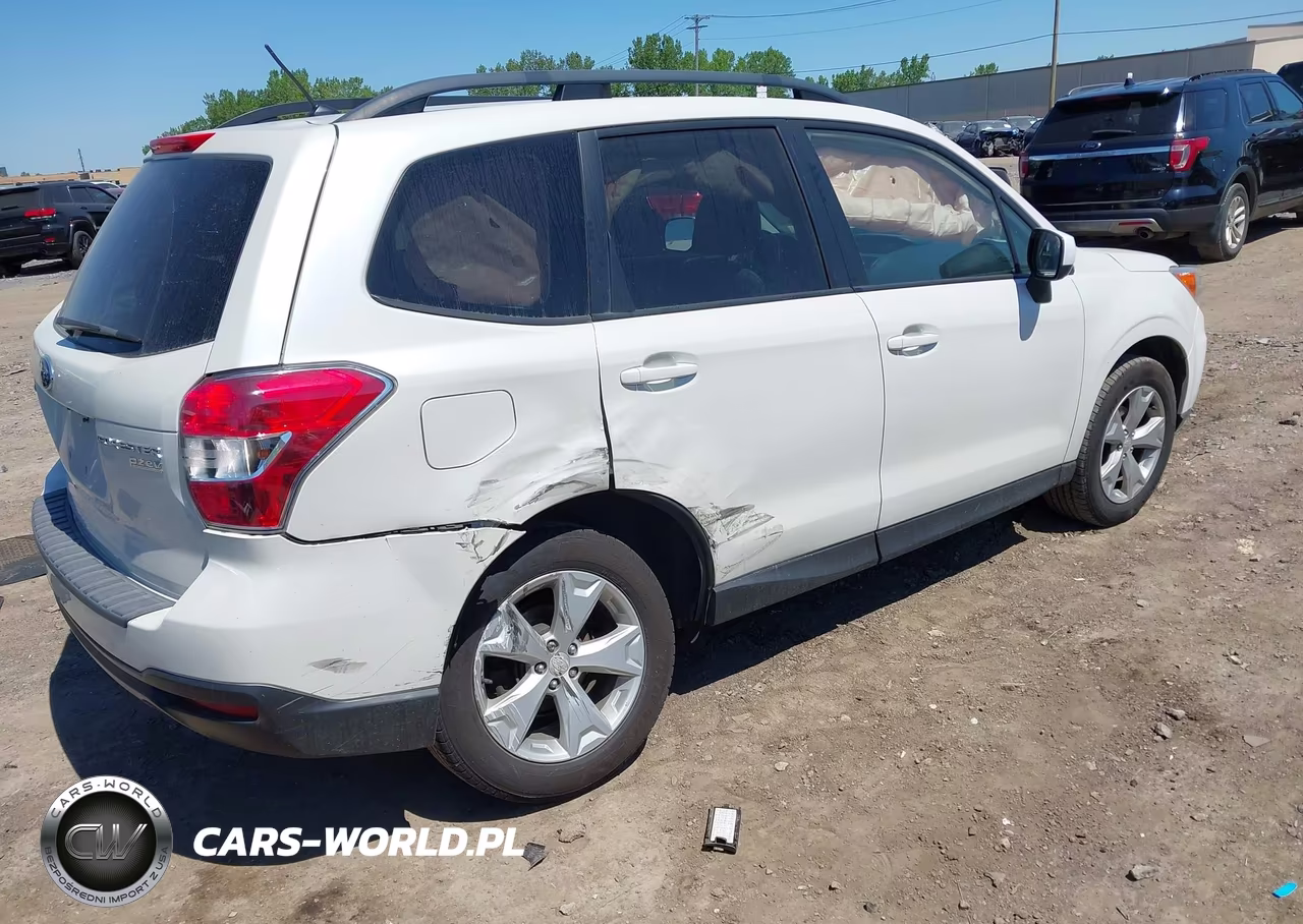 2015 Subaru Forester 2.5I Premium VIN:JF2SJADC1FH836864 - 4