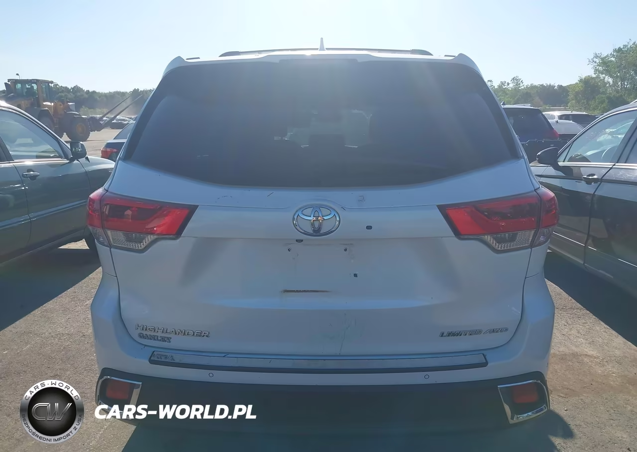 2018 Toyota Highlander Limited VIN:5TDDZRFH9JS865492 - 16