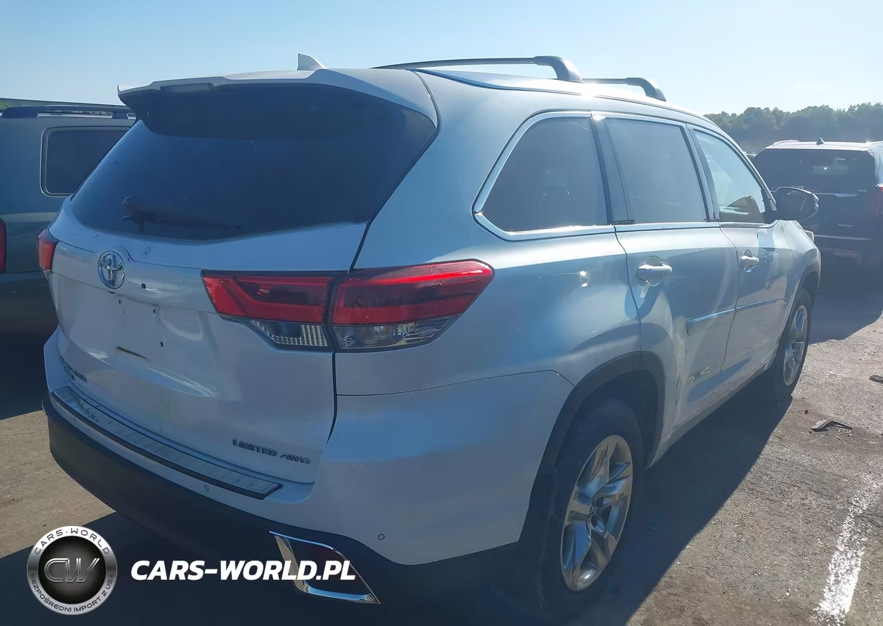 2018 Toyota Highlander Limited VIN:5TDDZRFH9JS865492 - 4