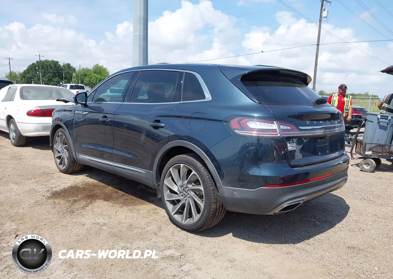 2023 Lincoln Nautilus Reserve VIN:2LMPJ6K92PBL05664 - 3