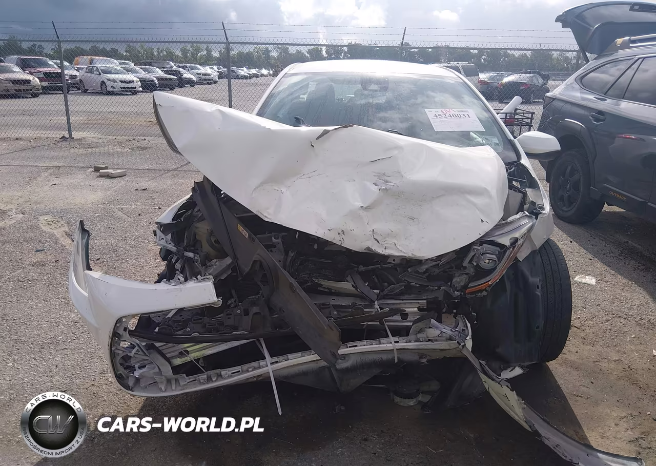 2020 Toyota Corolla Le VIN:5YFEPRAEXLP097119 - 12
