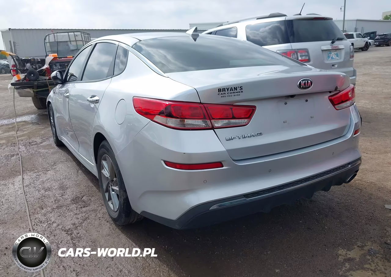 2019 Kia Optima Lx VIN:5XXGT4L30KG310573 - 3