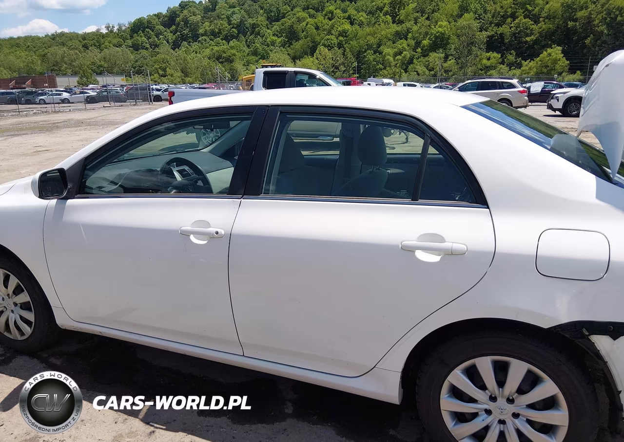 2013 Toyota Corolla Le VIN:2T1BU4EEXDC933859 - 14