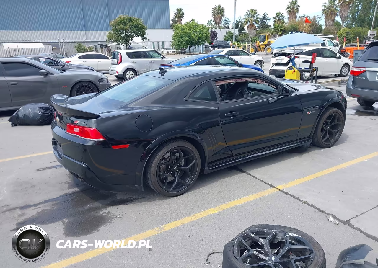 2015 Chevrolet Camaro Z-28 VIN:2G1FZ1EE2F9700653 - 4