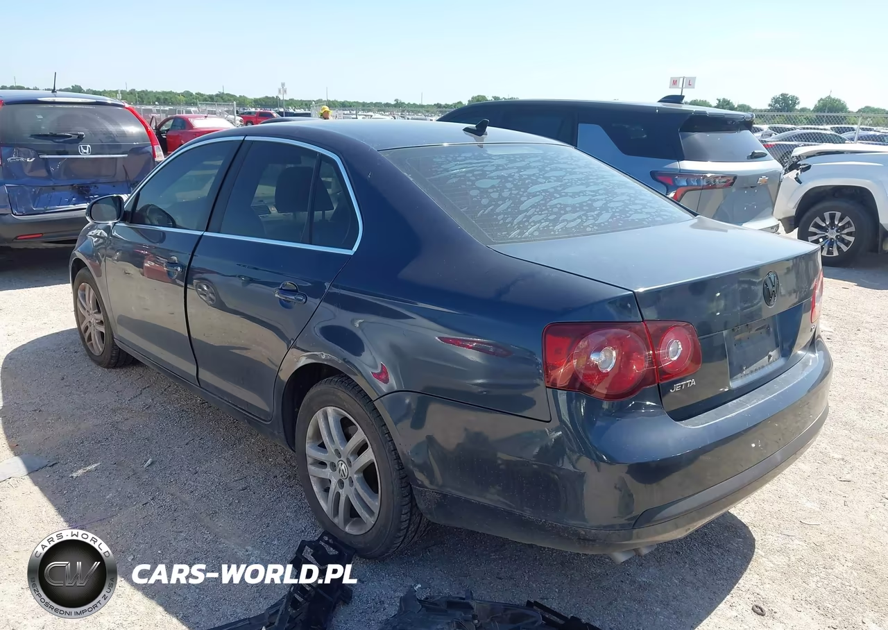2010 Volkswagen Jetta Tdi VIN:3VWRL7AJ6AM128558 - 3