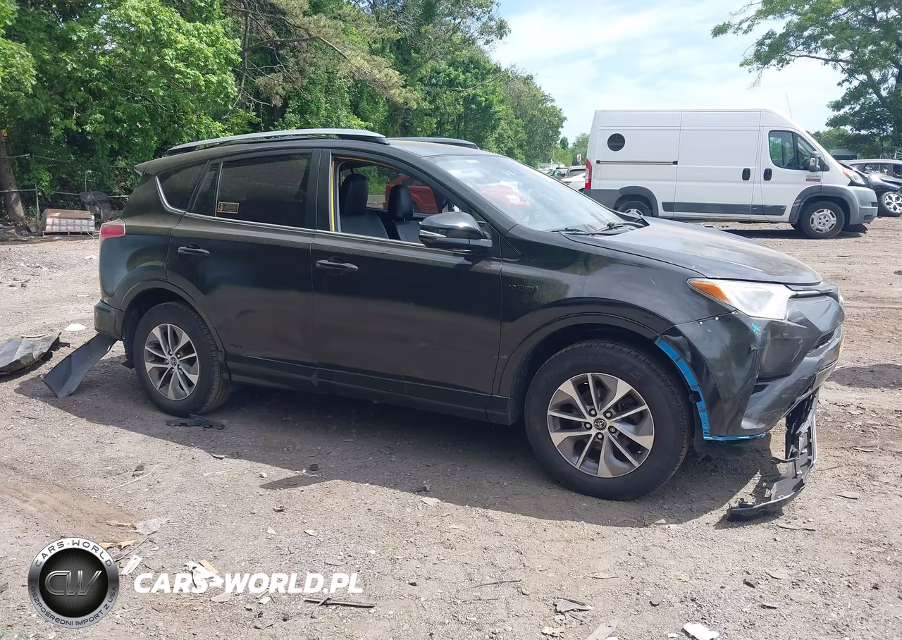 2018 Toyota Rav4 Hybrid Le VIN:JTMRJREV4JD187668 - 13