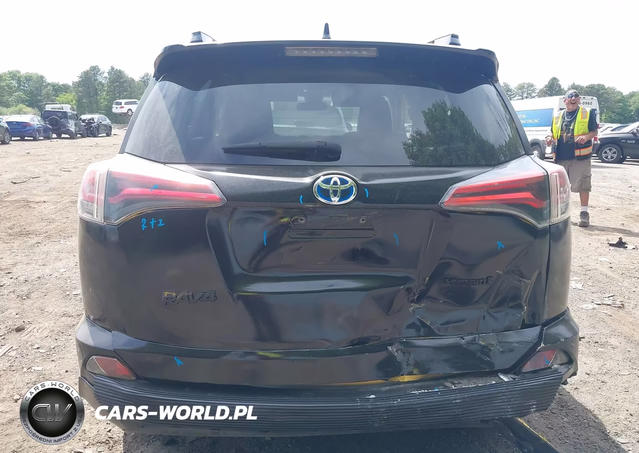2018 Toyota Rav4 Hybrid Le VIN:JTMRJREV4JD187668 - 16