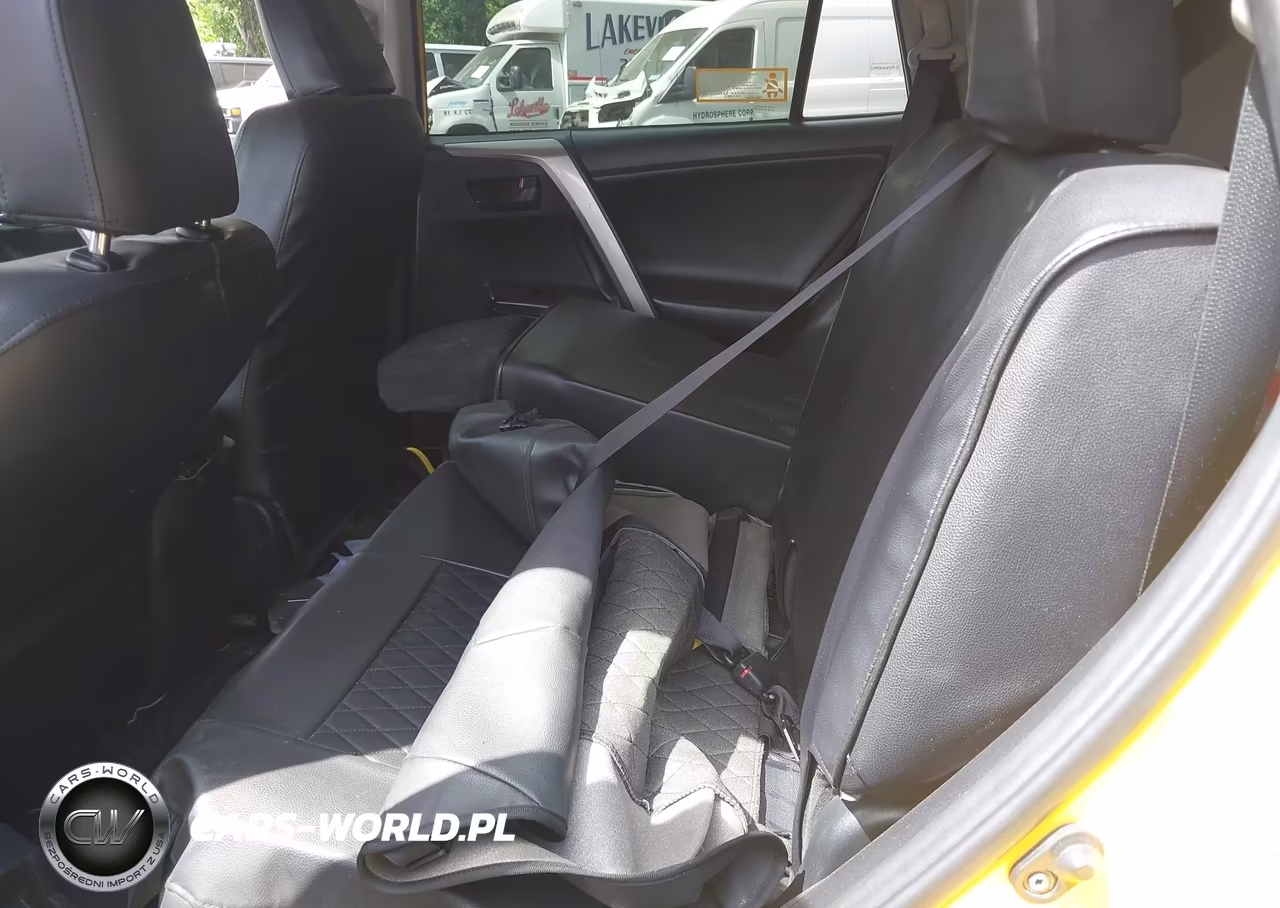 2018 Toyota Rav4 Hybrid Le VIN:JTMRJREV4JD187668 - 8