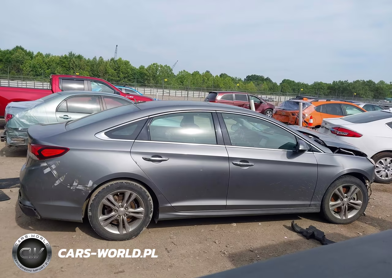 2018 Hyundai Sonata Limited VIN:5NPE34AF4JH651496 - 14