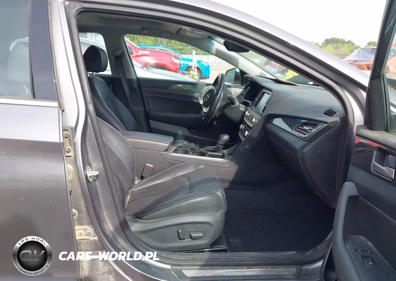 2018 Hyundai Sonata Limited VIN:5NPE34AF4JH651496 - 5