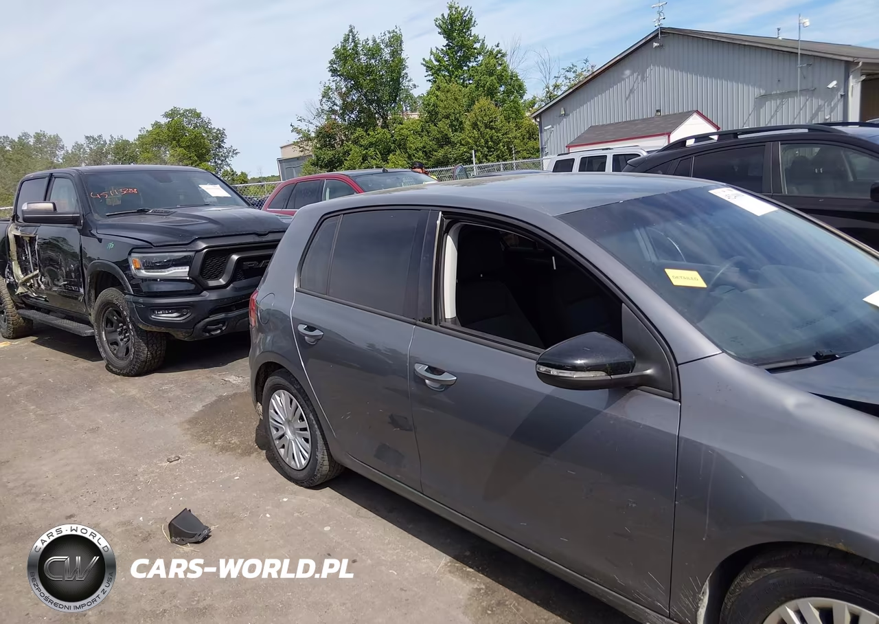 2012 Volkswagen Golf 2.5L 4-Door VIN:WVWDB7AJ2CW336889 - 13