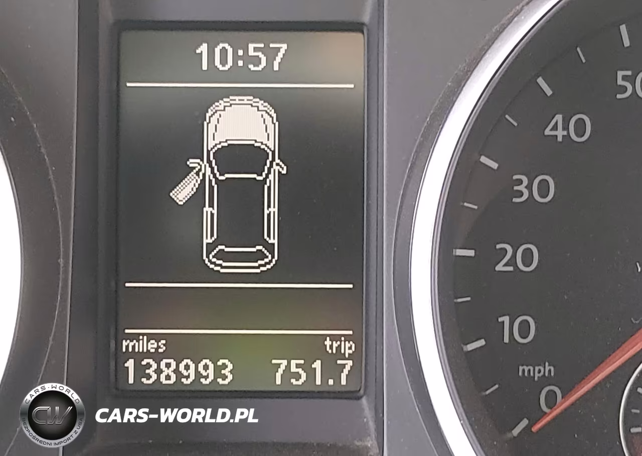 2012 Volkswagen Golf 2.5L 4-Door VIN:WVWDB7AJ2CW336889 - 15