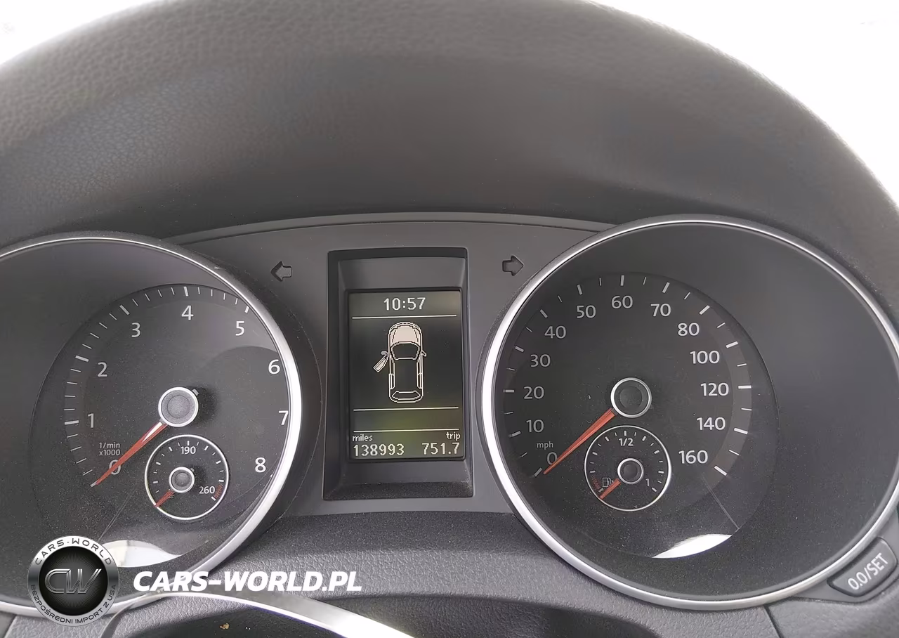 2012 Volkswagen Golf 2.5L 4-Door VIN:WVWDB7AJ2CW336889 - 7