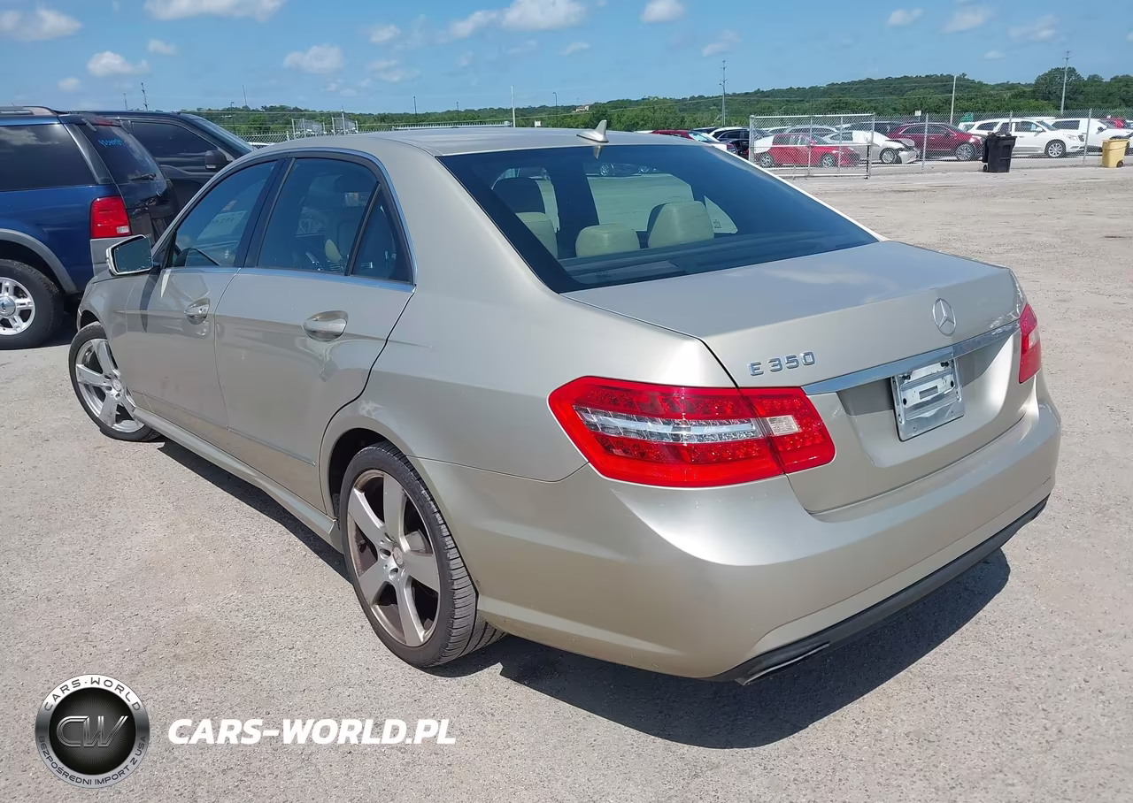 2010 Mercedes-Benz E 350 VIN:WDDHF5GB6AA104693 - 3