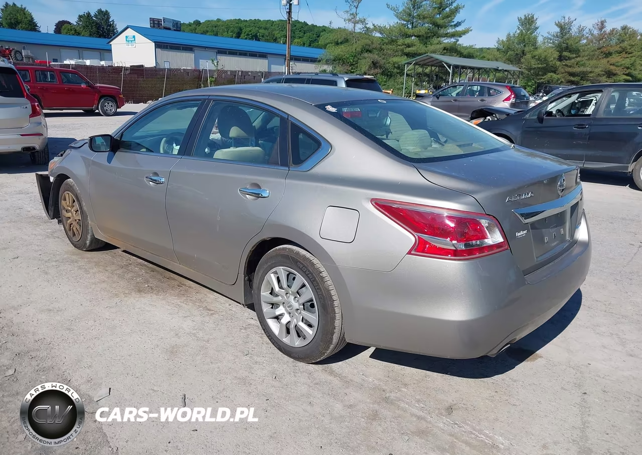 2013 Nissan Altima 2.5 S VIN:1N4AL3AP0DN404438 - 3
