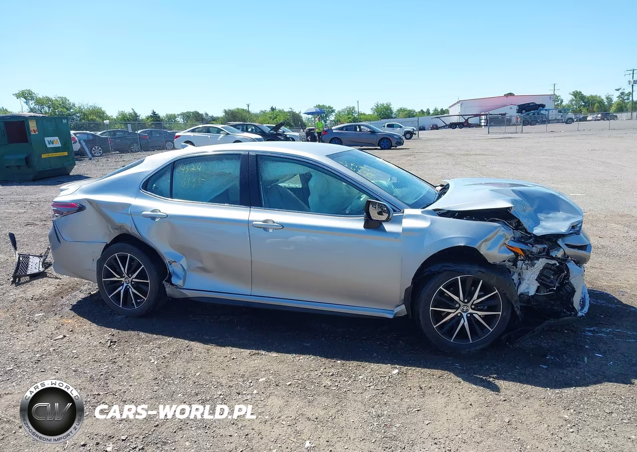 2024 Toyota Camry Se VIN:4T1G11AK2RU190256 - 13