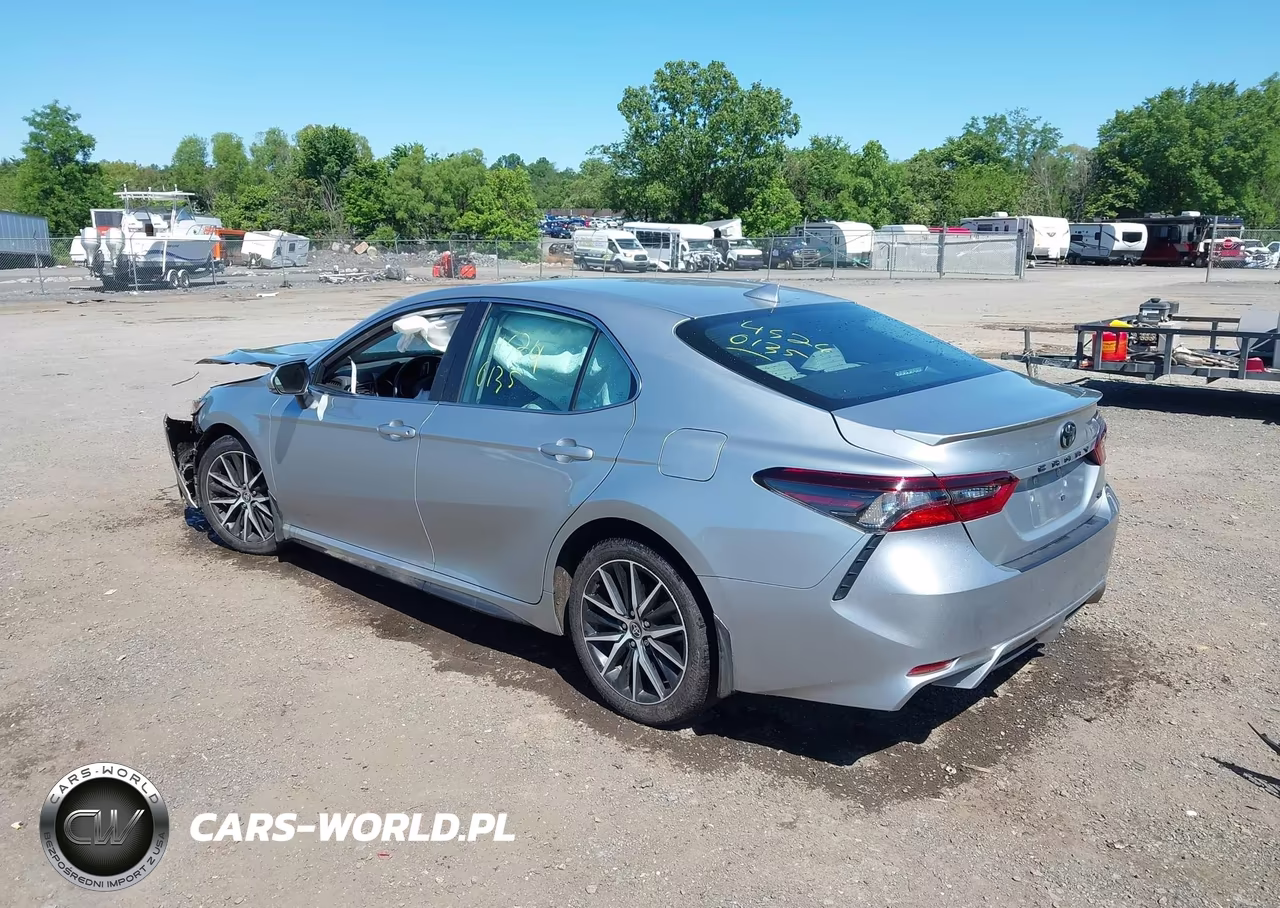 2024 Toyota Camry Se VIN:4T1G11AK2RU190256 - 3