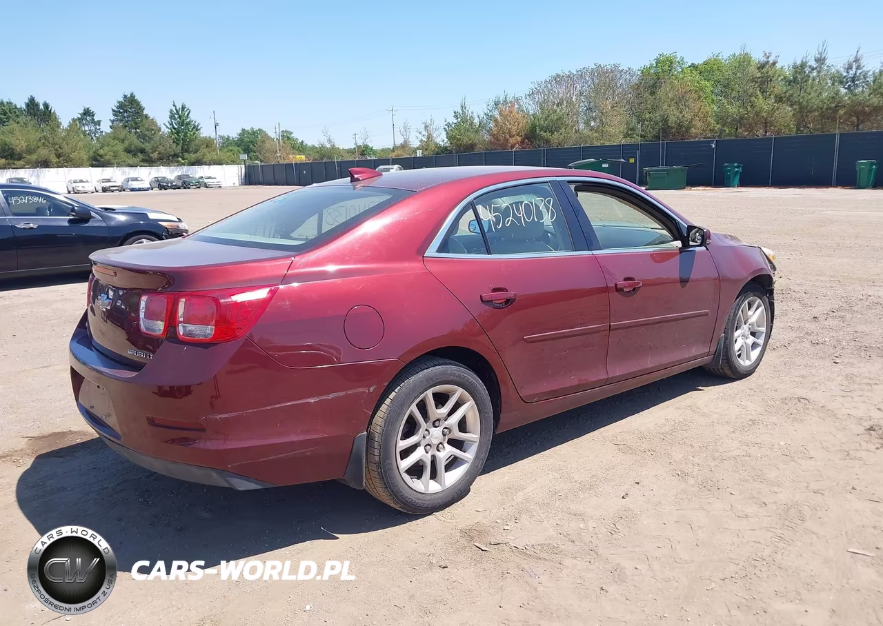 2015 Chevrolet Malibu 1Lt VIN:1G11C5SL0FF144324 - 4