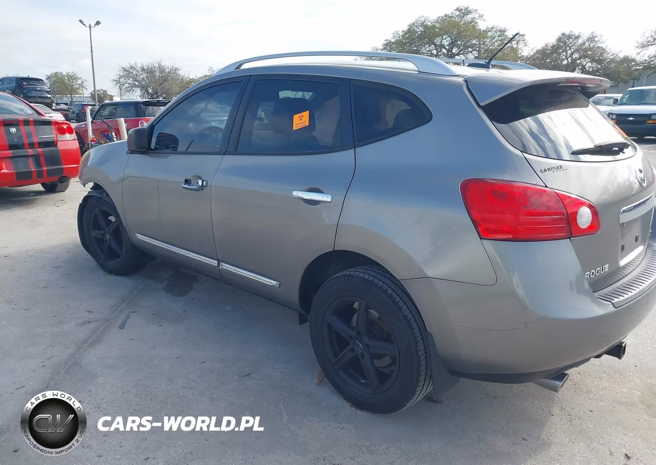 2013 Nissan Rogue Sv VIN:JN8AS5MT5DW512702 - 3