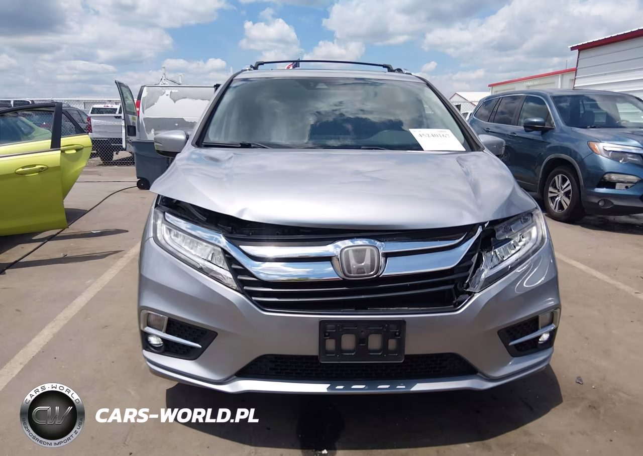 2018 Honda Odyssey Elite VIN:5FNRL6H99JB058339 - 13