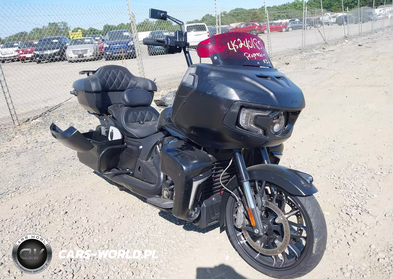 2023 Indian Motorcycle Co. Pursuit Dark Horse With Premium Package