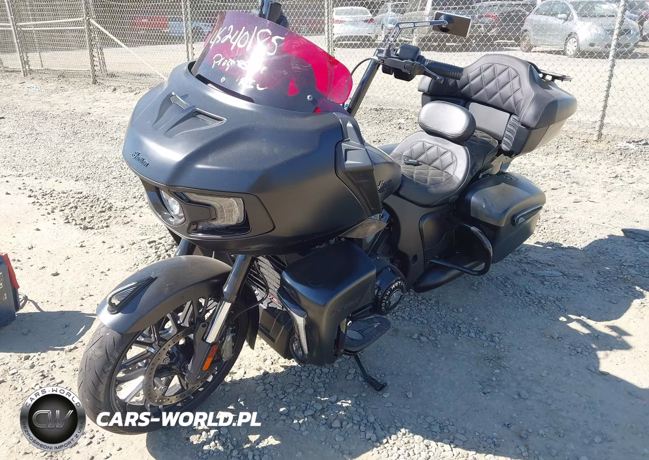 2023 Indian Motorcycle Co. Pursuit Dark Horse With Premium Package VIN:56KLDFRR3P3418951 - 2