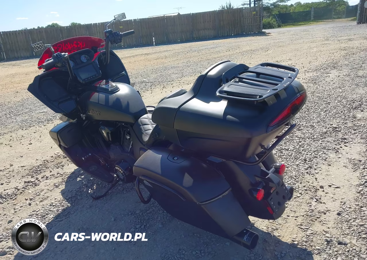 2023 Indian Motorcycle Co. Pursuit Dark Horse With Premium Package VIN:56KLDFRR3P3418951 - 3