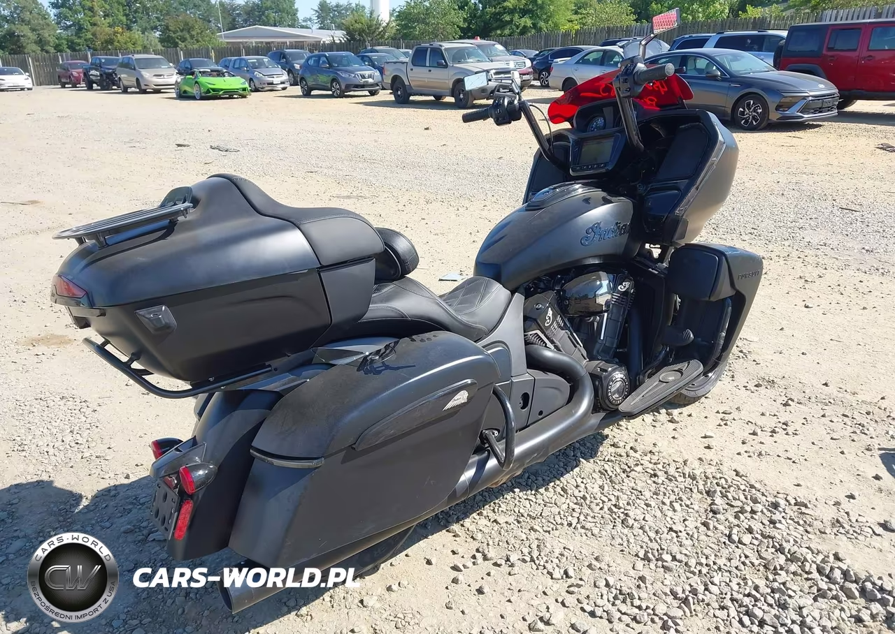 2023 Indian Motorcycle Co. Pursuit Dark Horse With Premium Package VIN:56KLDFRR3P3418951 - 4