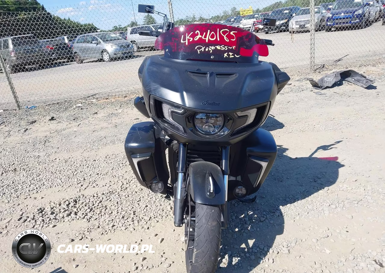 2023 Indian Motorcycle Co. Pursuit Dark Horse With Premium Package VIN:56KLDFRR3P3418951 - 5
