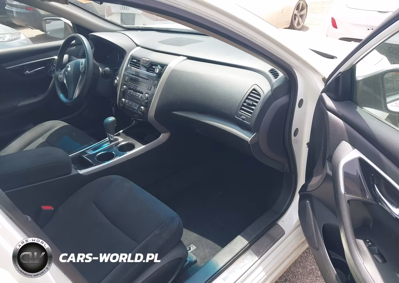2014 Nissan Altima 2.5 S VIN:1N4AL3AP3EC106091 - 5