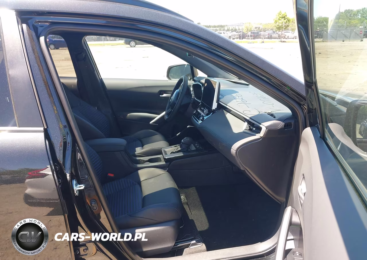 2026 Toyota Corolla Cross Hybrid Xse VIN:7MUFBABGXTV097655 - 5
