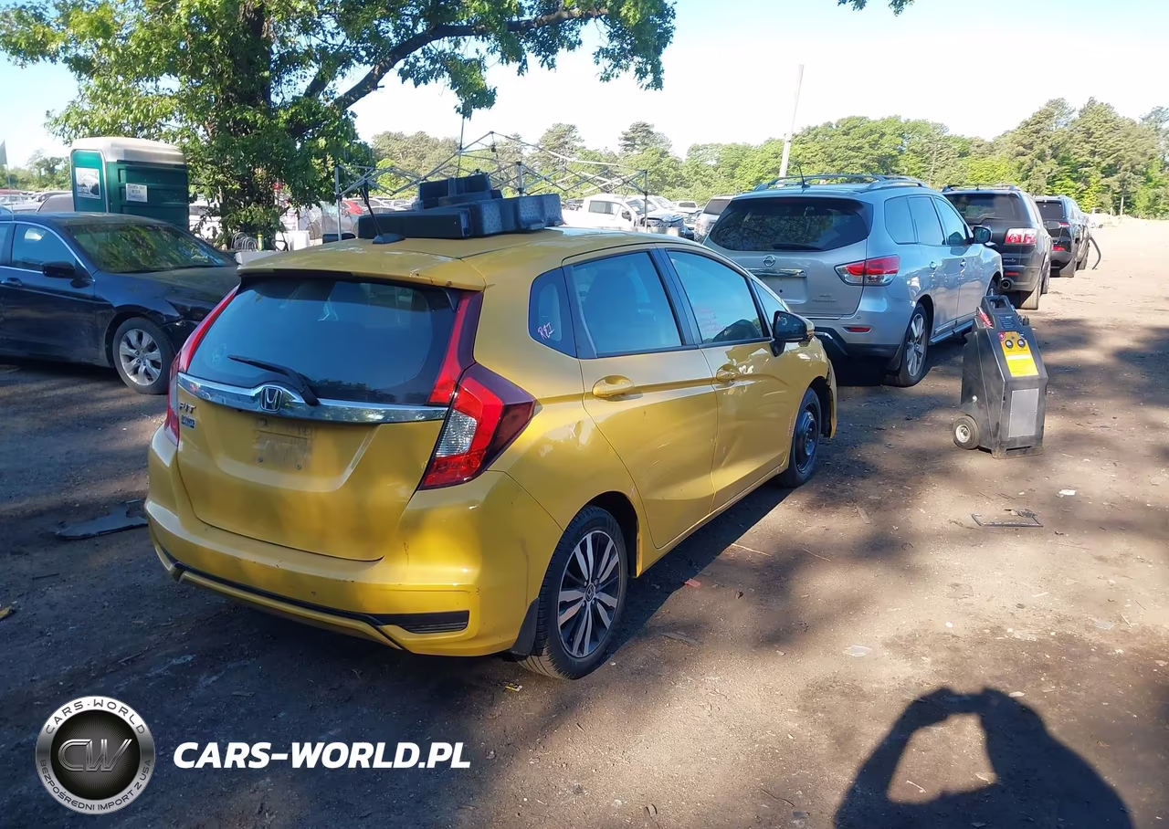 2018 Honda Fit Ex VIN:3HGGK5H84JM724709 - 4