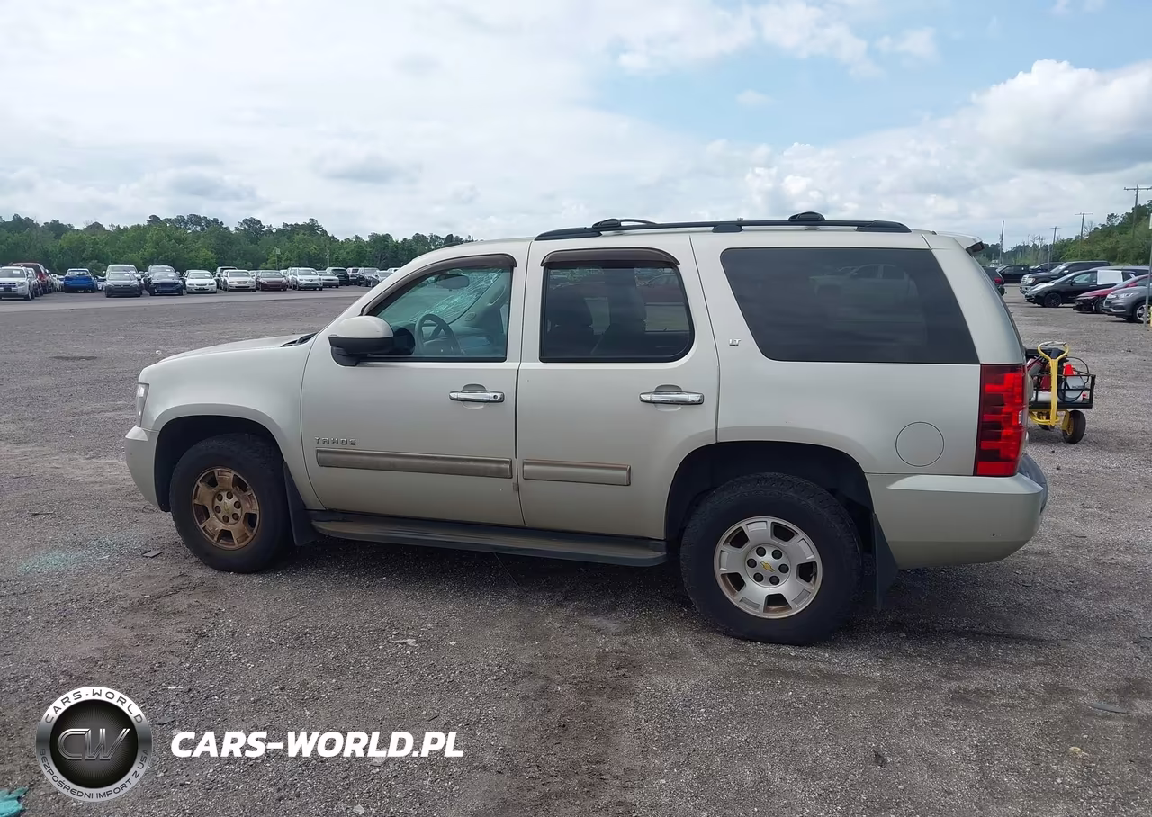 2013 Chevrolet Tahoe Lt VIN:1GNSCBE09DR322827 - 14