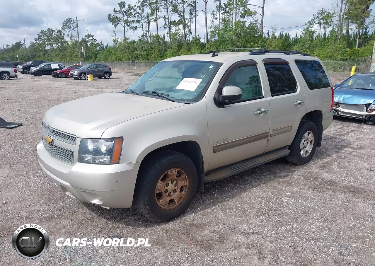 2013 Chevrolet Tahoe Lt VIN:1GNSCBE09DR322827 - 2