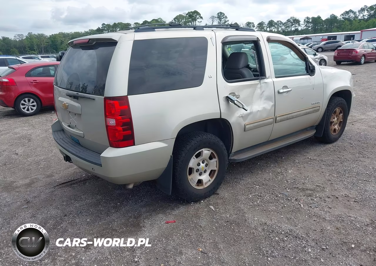 2013 Chevrolet Tahoe Lt VIN:1GNSCBE09DR322827 - 4