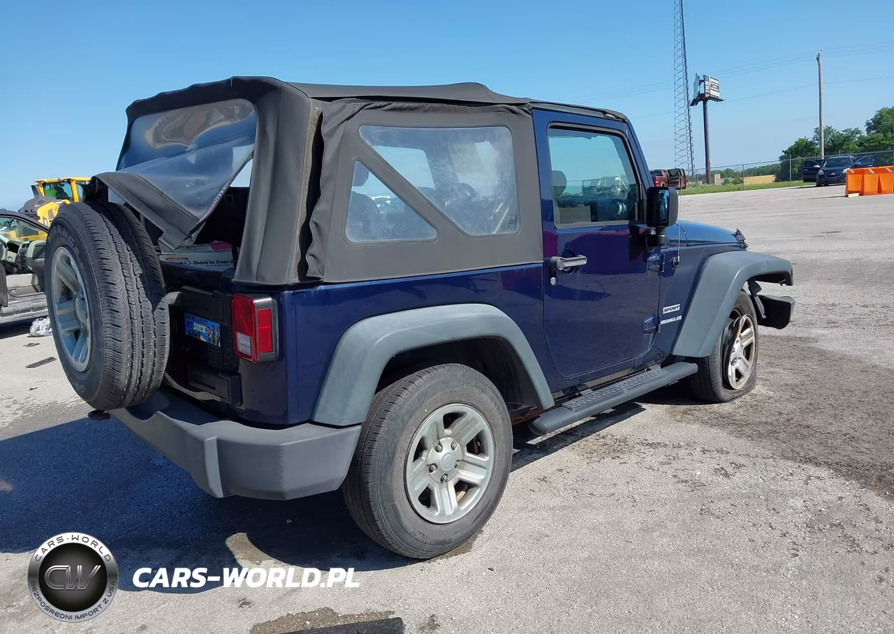 2013 Jeep Wrangler Sport VIN:1C4AJWAG8DL504963 - 4