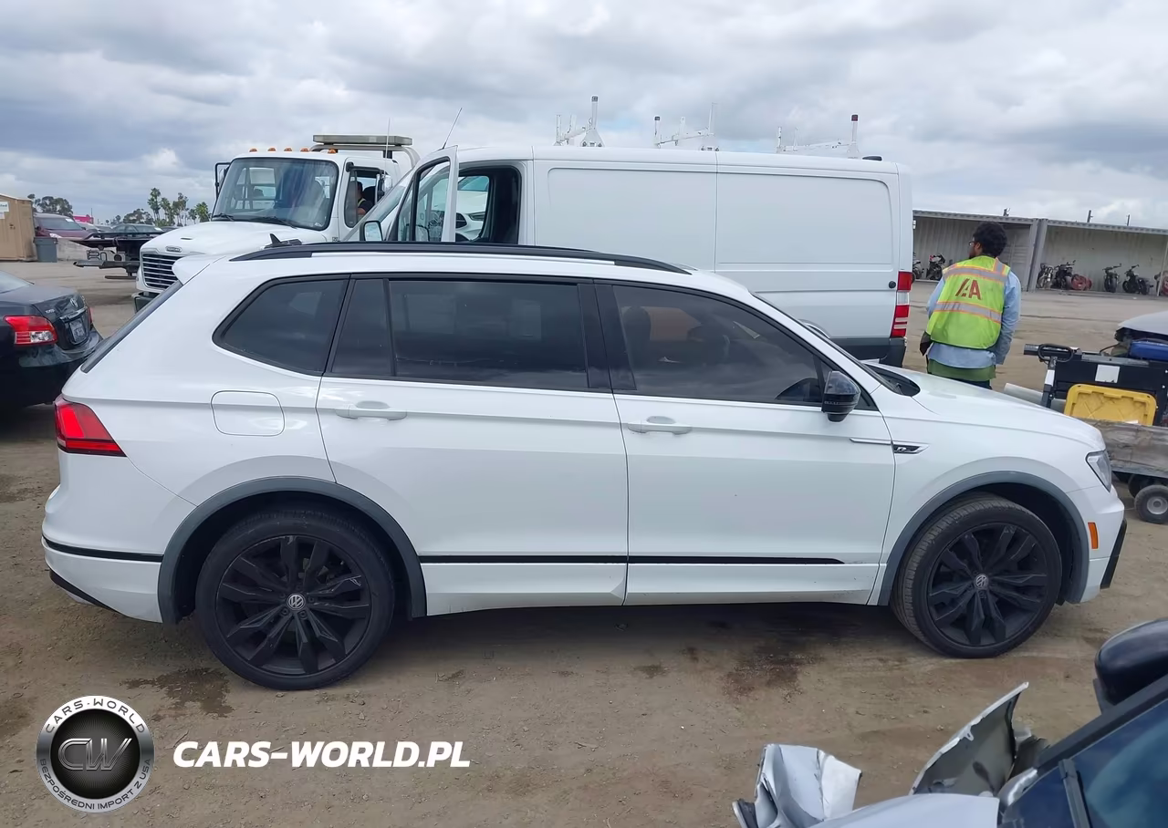 2020 Volkswagen Tiguan 2.0T Se-2.0T Se R-Line Black-2.0T Sel VIN:3VV3B7AX0LM115566 - 13